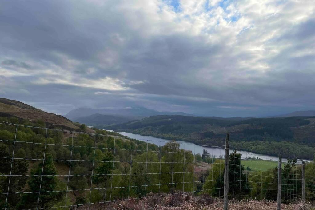 Coorie Doon Cabin! Great Scottish Welcome ฟอร์ตออกัสตัส ภายนอก รูปภาพ
